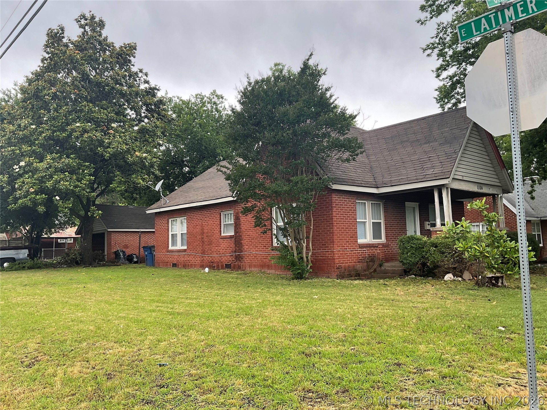 1104 N Gary Place Tulsa OK 74110