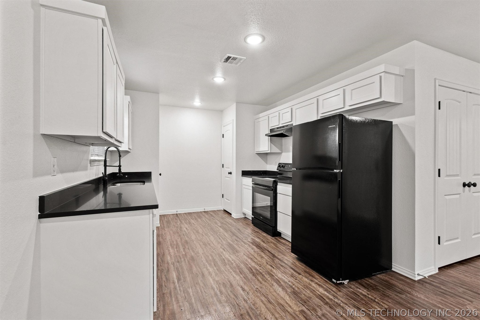 407 E Jones Durant OK 74701