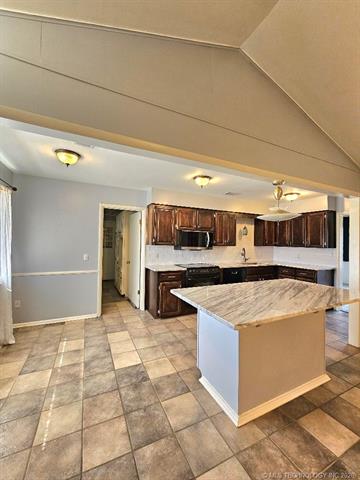 6008 E 56th Place Tulsa OK 74135