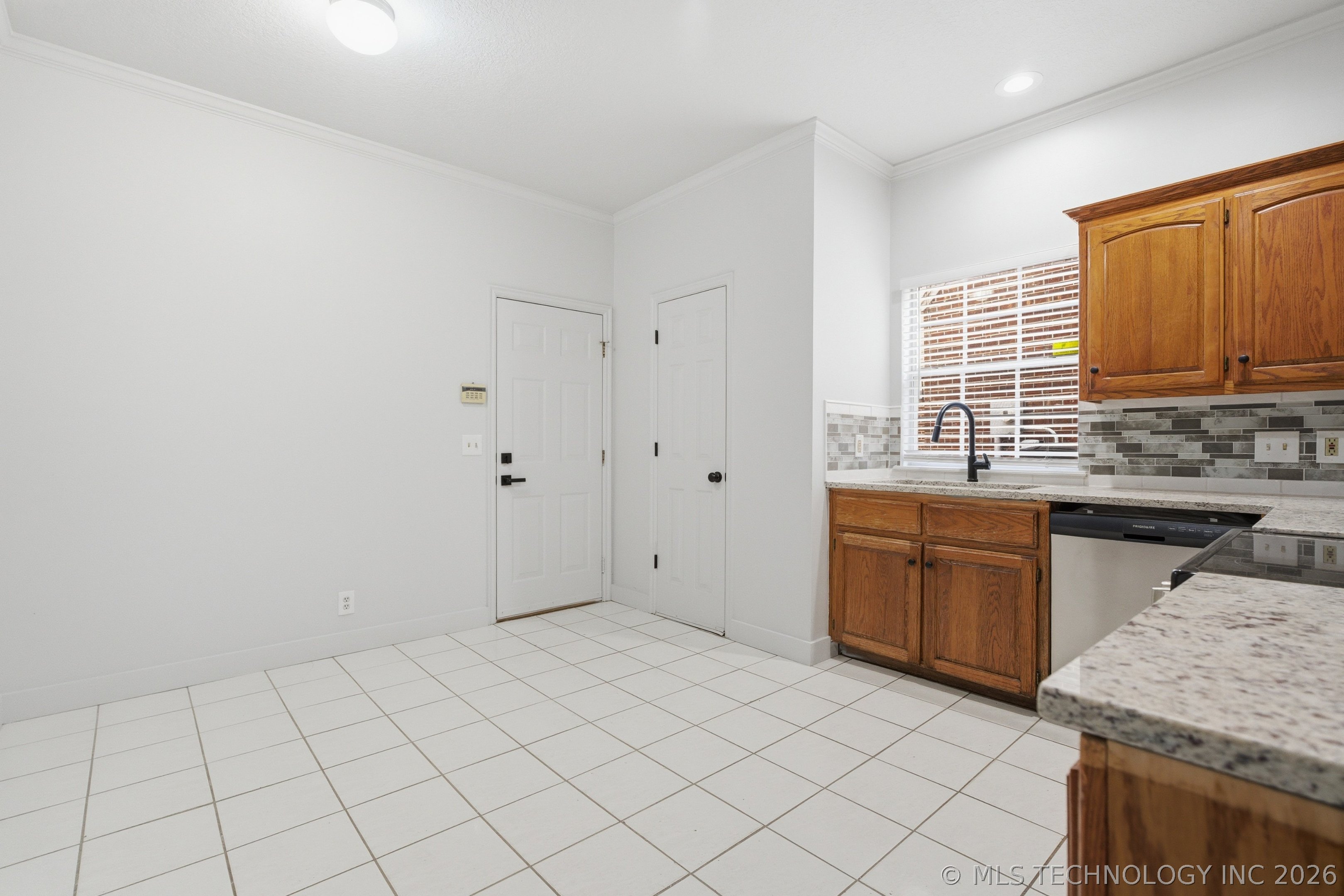 3027 E 89th Place S Tulsa OK 74137