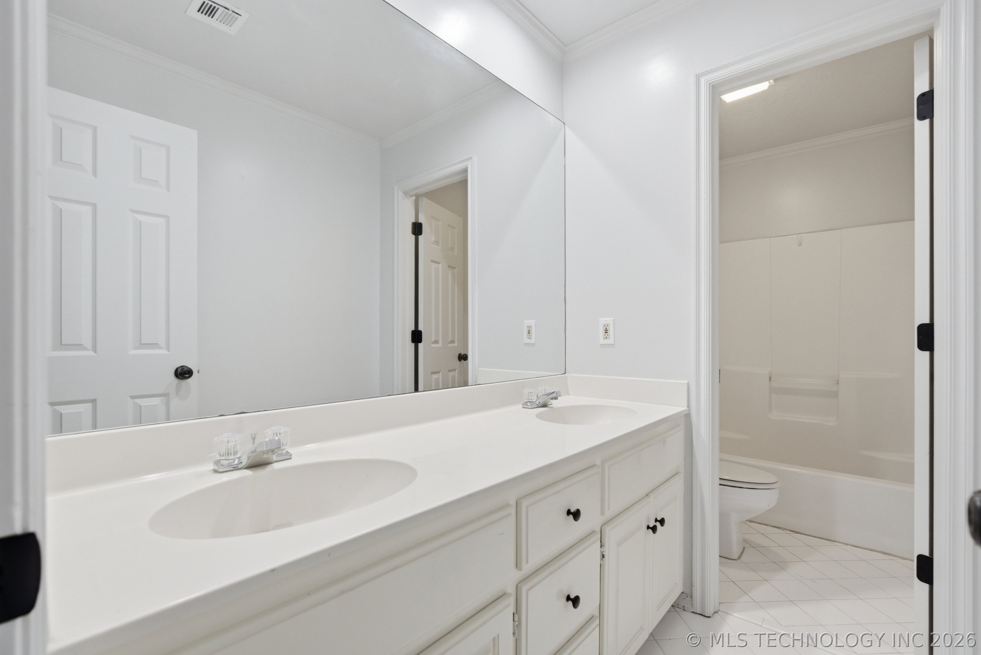 3027 E 89th Place S Tulsa OK 74137