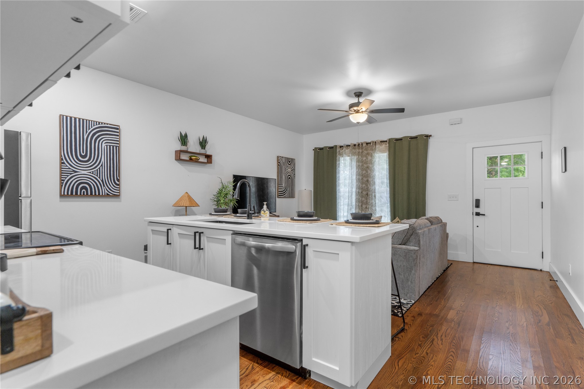 1323 N Cheyenne Avenue Tulsa OK 74106