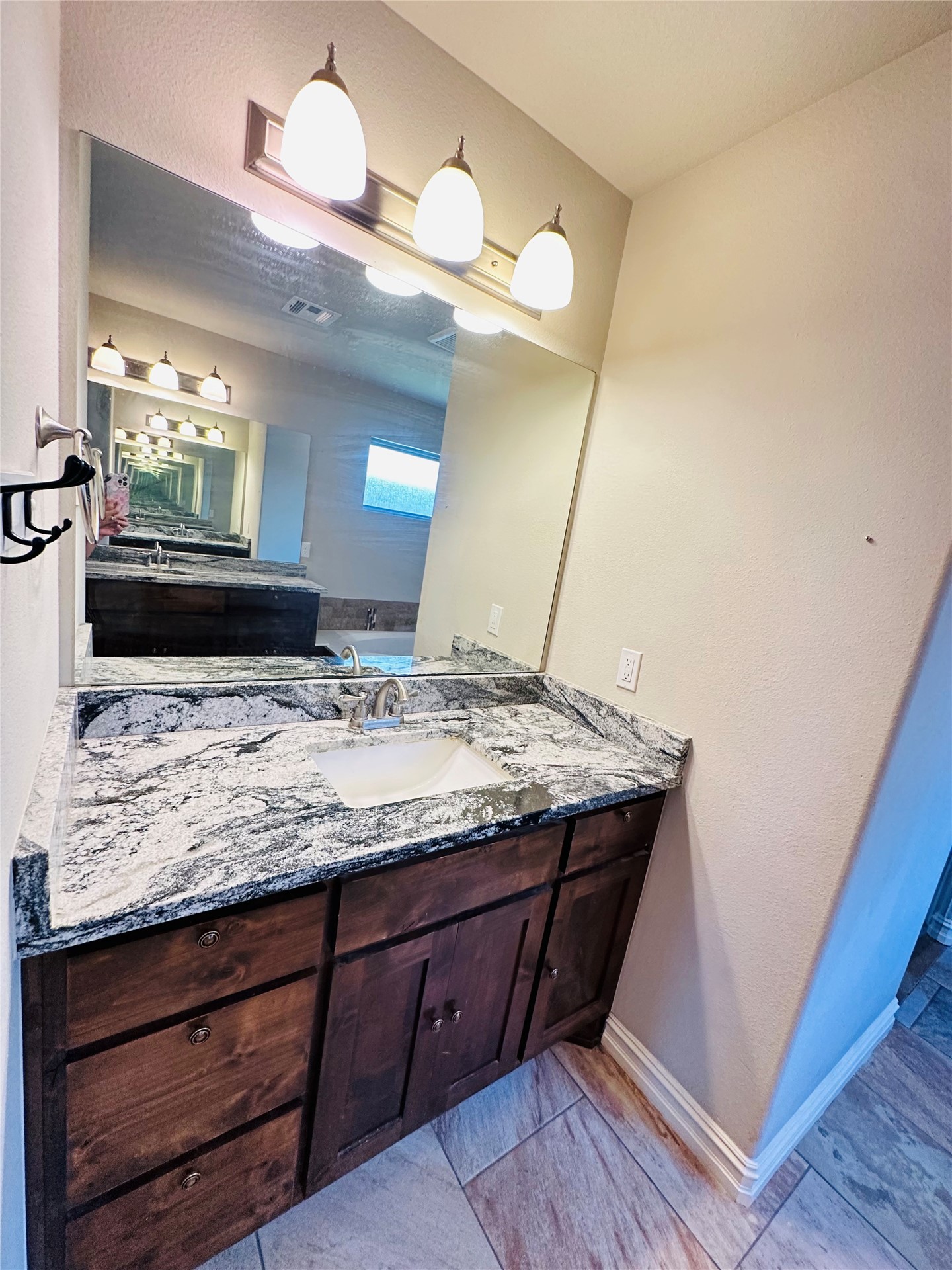 8111 N 75th Eastavenue Owasso OK 74055