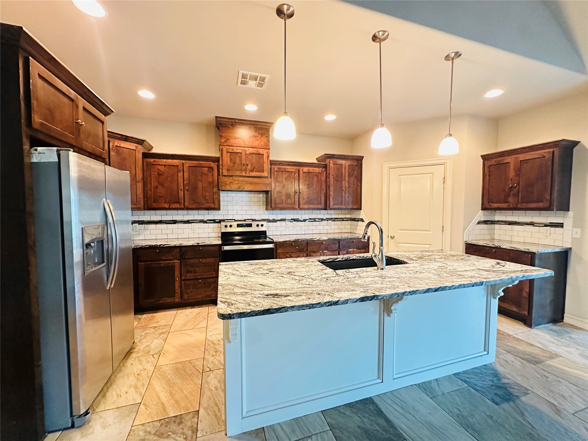 8111 N 75th Eastavenue Owasso OK 74055