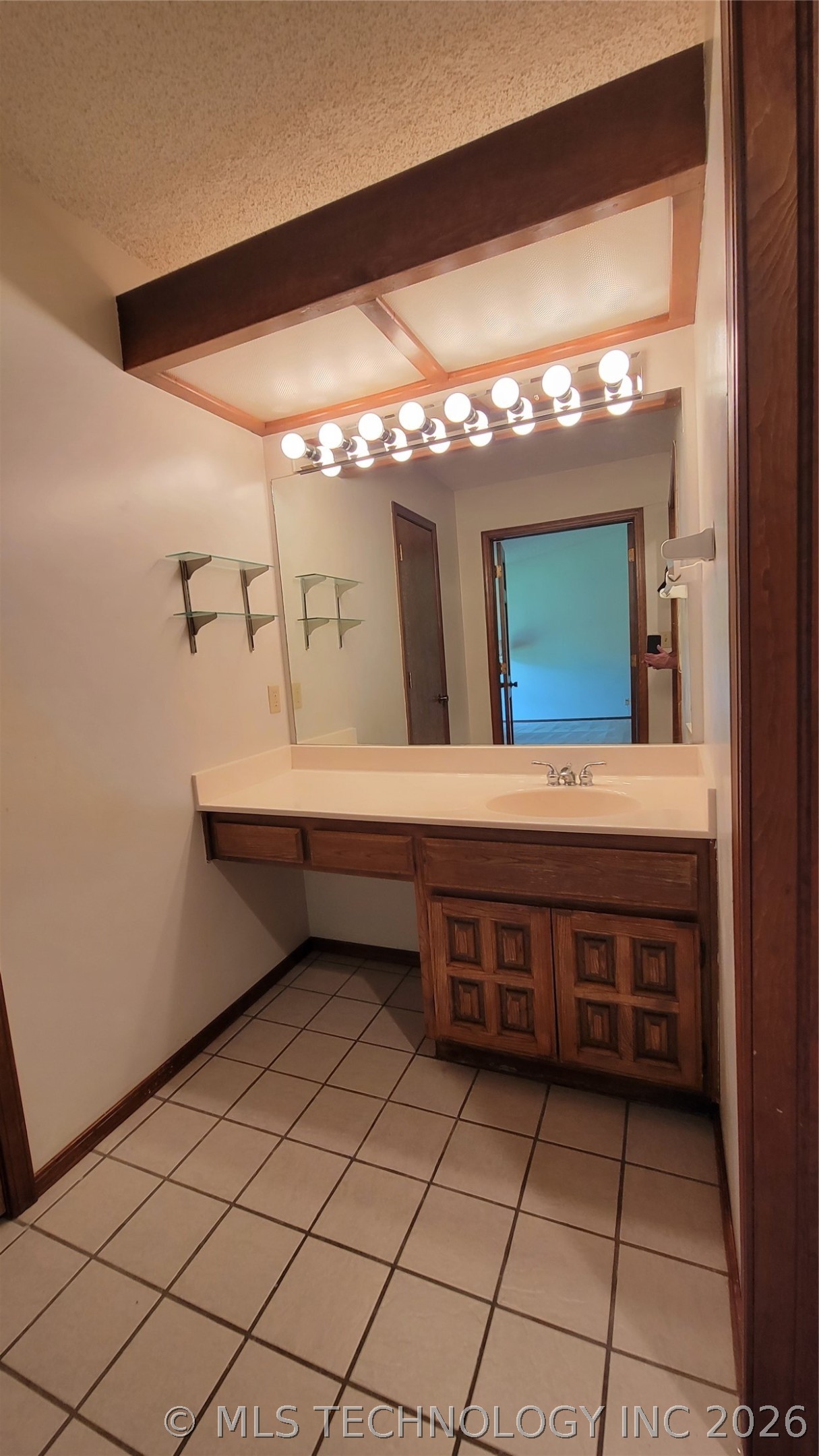 4027 E 82nd Place Tulsa OK 74137