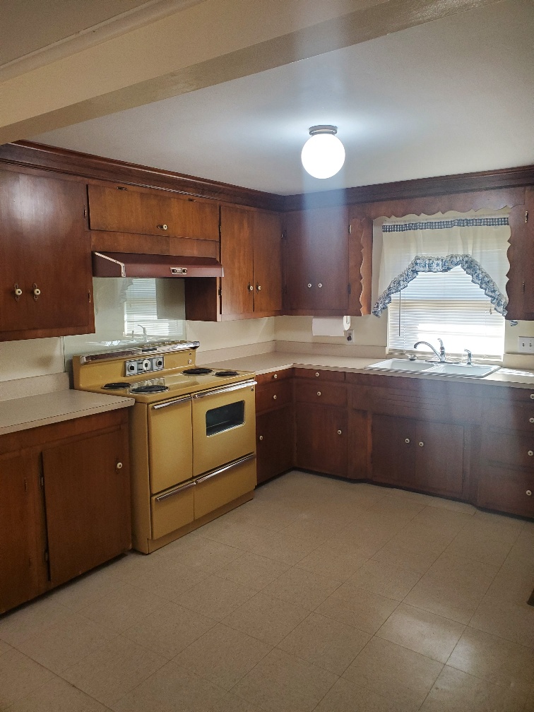 330 S 8th Street Broken Arrow OK 74012