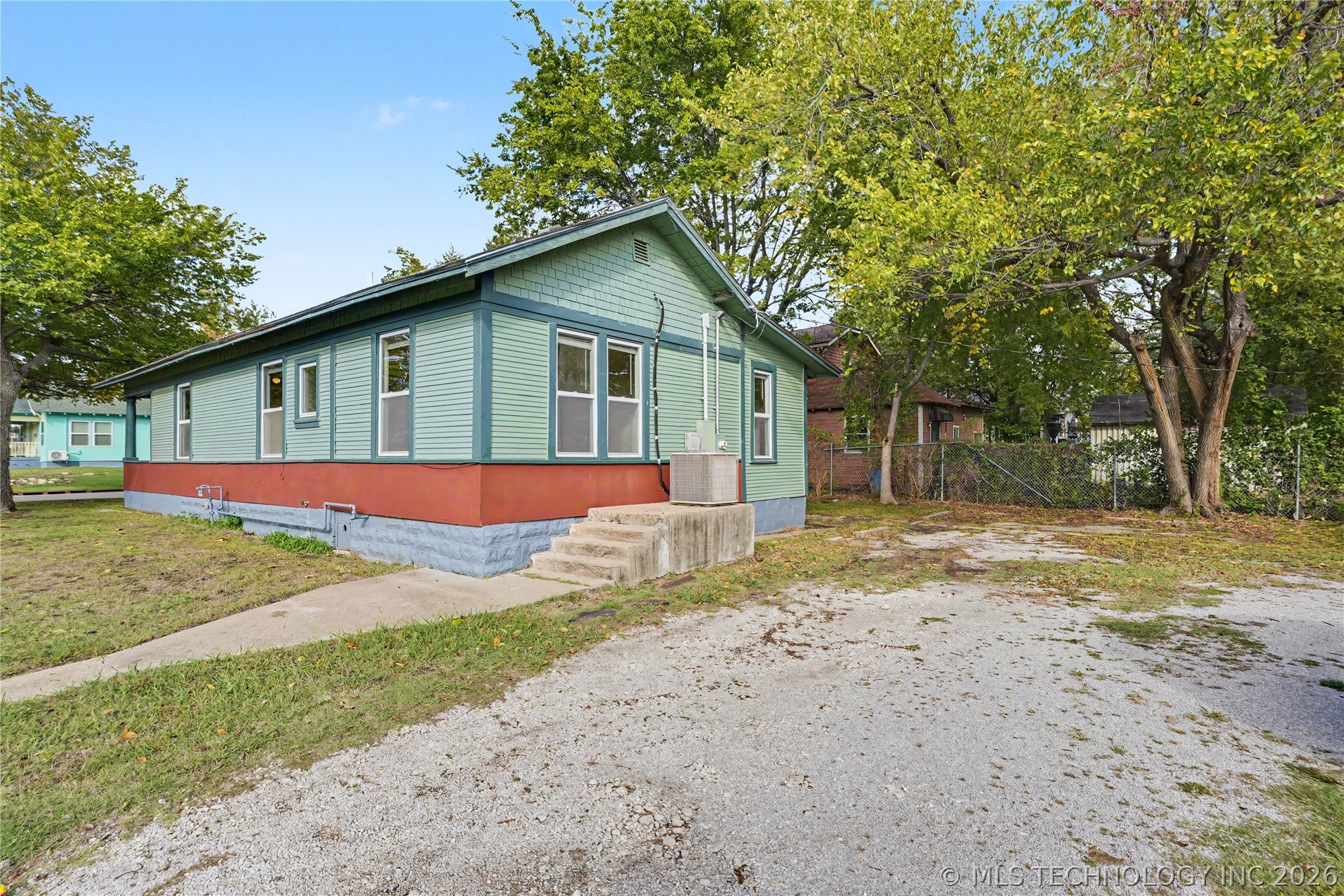 2102 E 1st Street Tulsa OK 74104