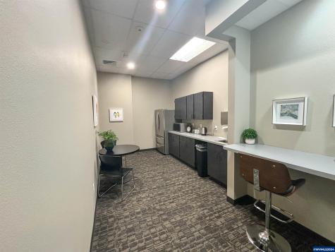223 Commercial (140-e) Street NE Salem OR 97301