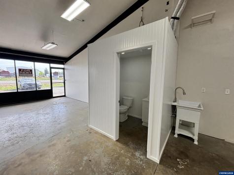 1401 N 1st (Ste 1405) Street Silverton OR 97381