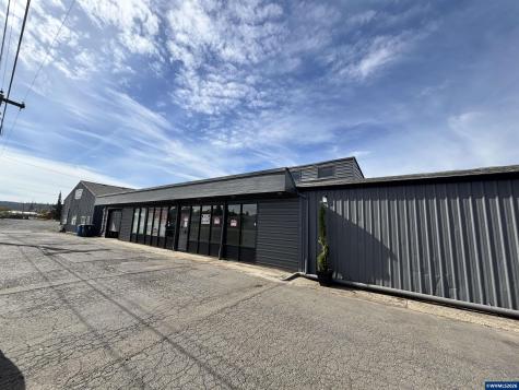 1401 N 1st (Ste 1405) Street Silverton OR 97381