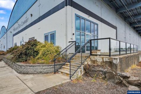 2729 Pacific Bl SW Albany OR 97321