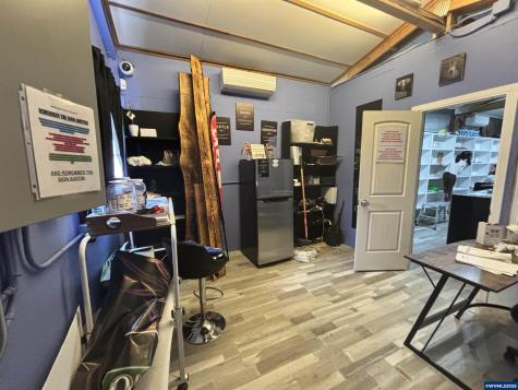 309 Shipping Street NE Salem OR 97301