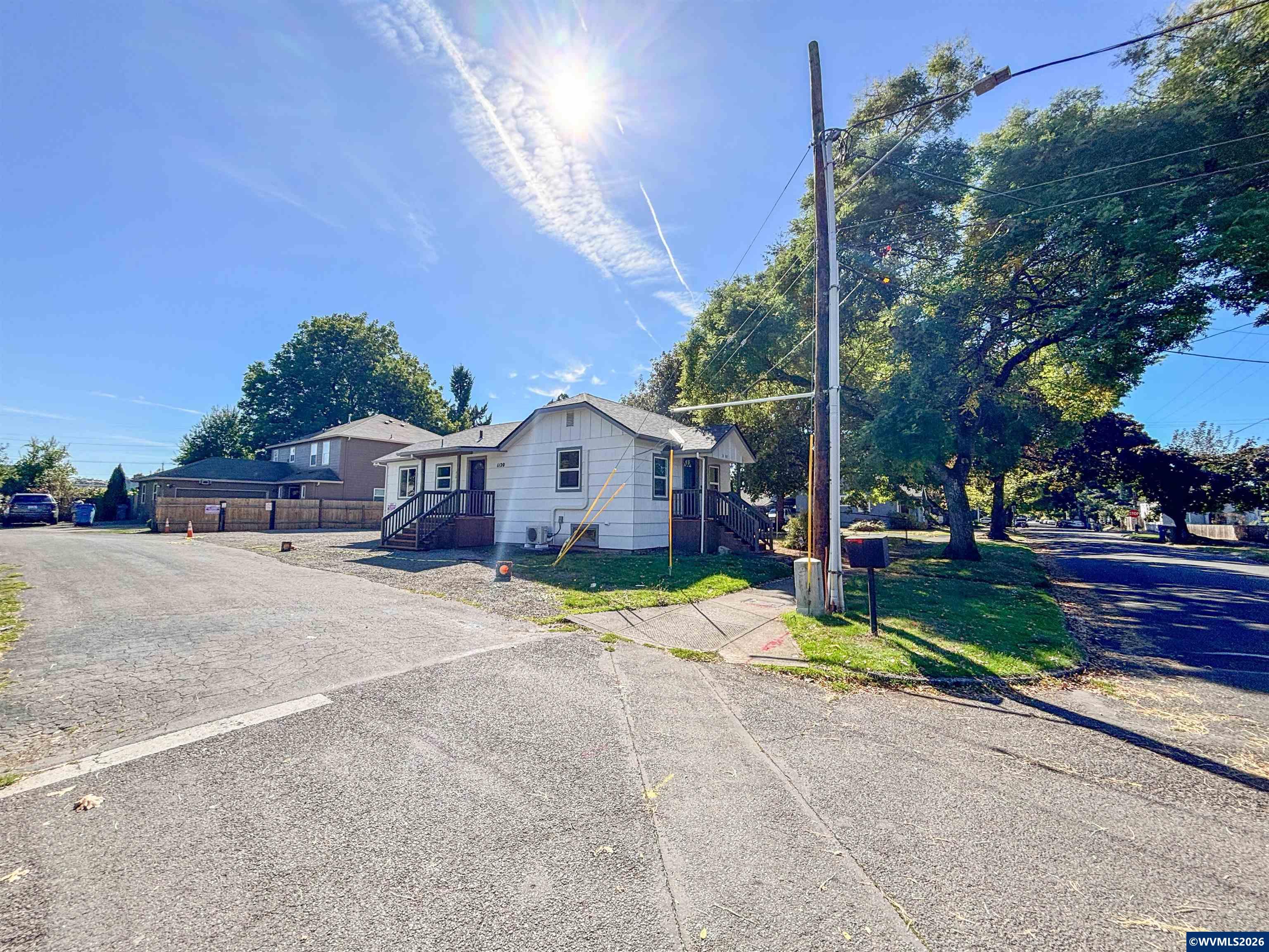 1890 Mccoy (suite #1) Avenue NE Salem OR 97301