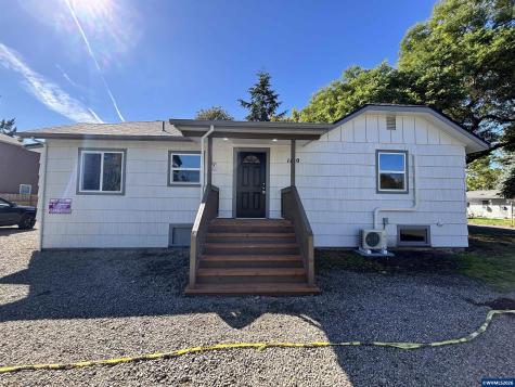 1890 Mccoy (suite #1) Avenue NE Salem OR 97301