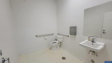 5245 Commercial Street SE Salem OR 97306