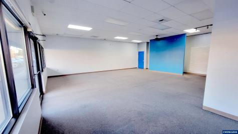 5245 Commercial Street SE Salem OR 97306