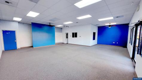 5245 Commercial Street SE Salem OR 97306
