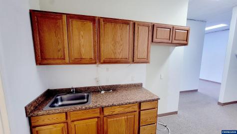 5245 Commercial Street SE Salem OR 97306