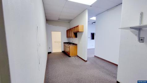 5245 Commercial Street SE Salem OR 97306