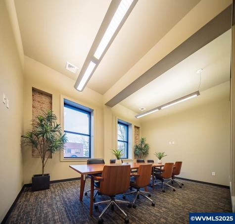 223 Commercial (#205) Street NE Salem OR 97301