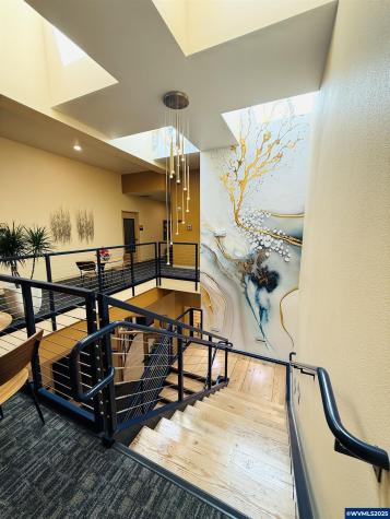 223 Commercial (#205) Street NE Salem OR 97301