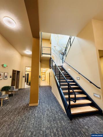 223 Commercial (#205) Street NE Salem OR 97301