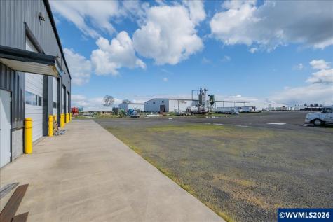 6011 Grinde (next To) Lane NE Silverton OR 97381