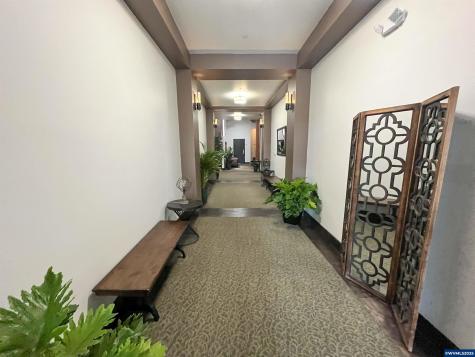 249 Liberty (#100) Street NE Salem OR 97301