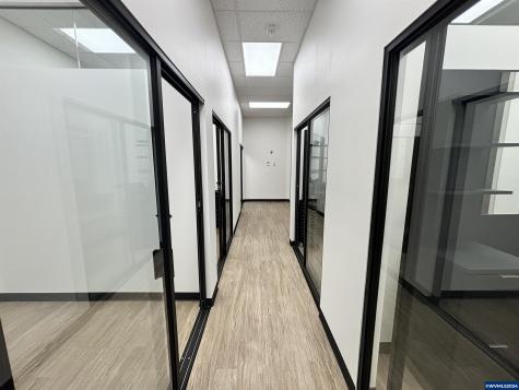 223 Commercial (140-c) Street NE Salem OR 97301