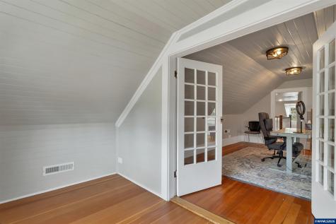 901 13th Street SE Salem OR 97302