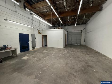 4675 Portland Road NE Salem OR 97305