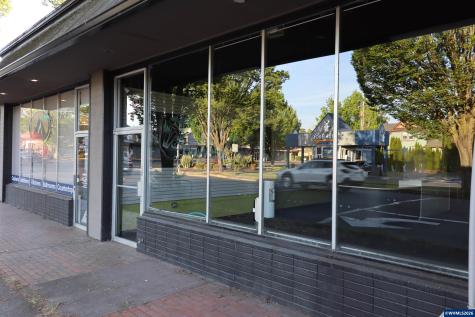 1071 Commercial Street SE Salem OR 97302