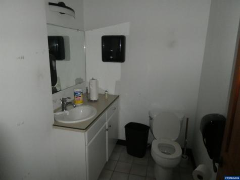 1071 Commercial Street SE Salem OR 97302