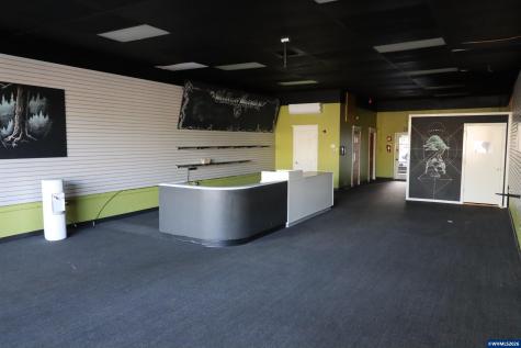 1071 Commercial Street SE Salem OR 97302