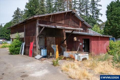 5597 S Santiam Highway Lebanon OR 97355