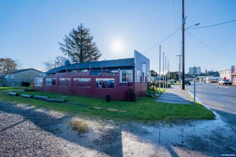 1185 NE Mill (-1165) Street Waldport OR 97394