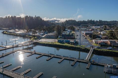 1185 NE Mill (-1165) Street Waldport OR 97394