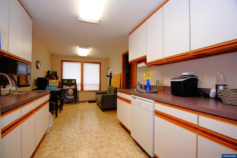 1161 N First Avenue Stayton OR 97383