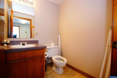 1161 N First Avenue Stayton OR 97383