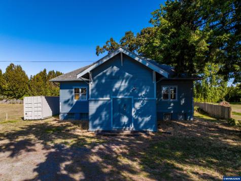 995 Belle Passi Road NE Woodburn OR 97071