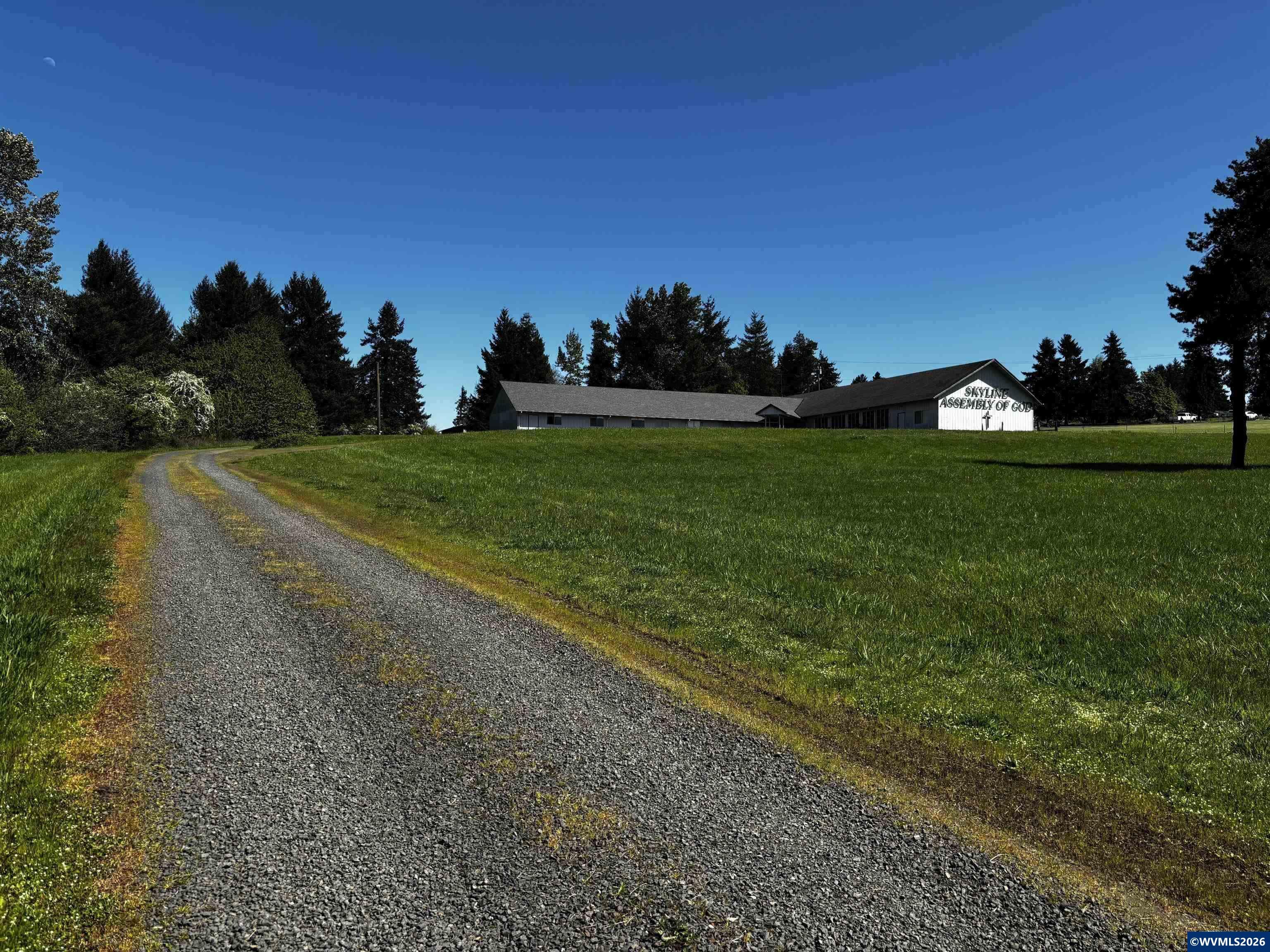 38520, 38524 Highway 226 Scio OR 97374-9525