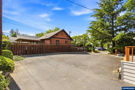 1415 Liberty Street SE Salem OR 97302
