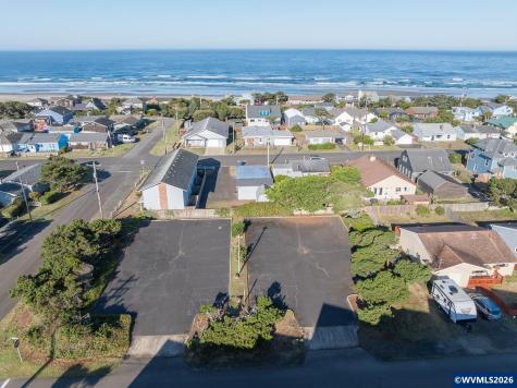 1010 SW Coast Highway Newport OR 97365