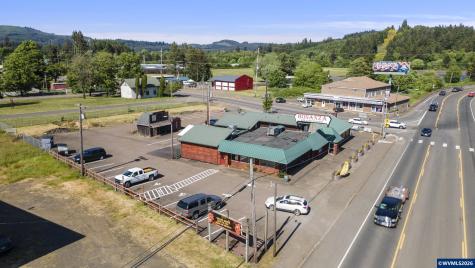 28405 Salmon River Highway Grand Ronde OR 97347