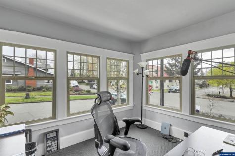 1705 Commercial Street SE Salem OR 97302