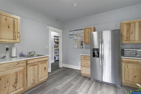 1705 Commercial Street SE Salem OR 97302