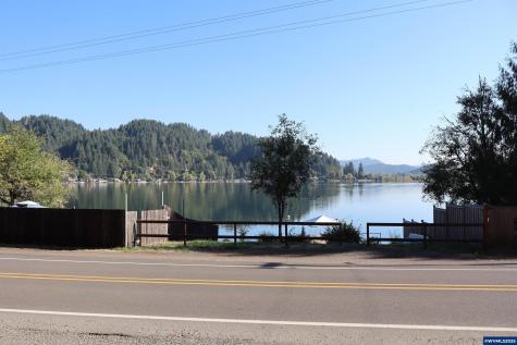 19385 Highway 36 Blachly OR 97412