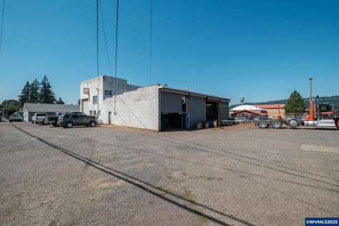 2324 Main Street Sweet Home OR 97386