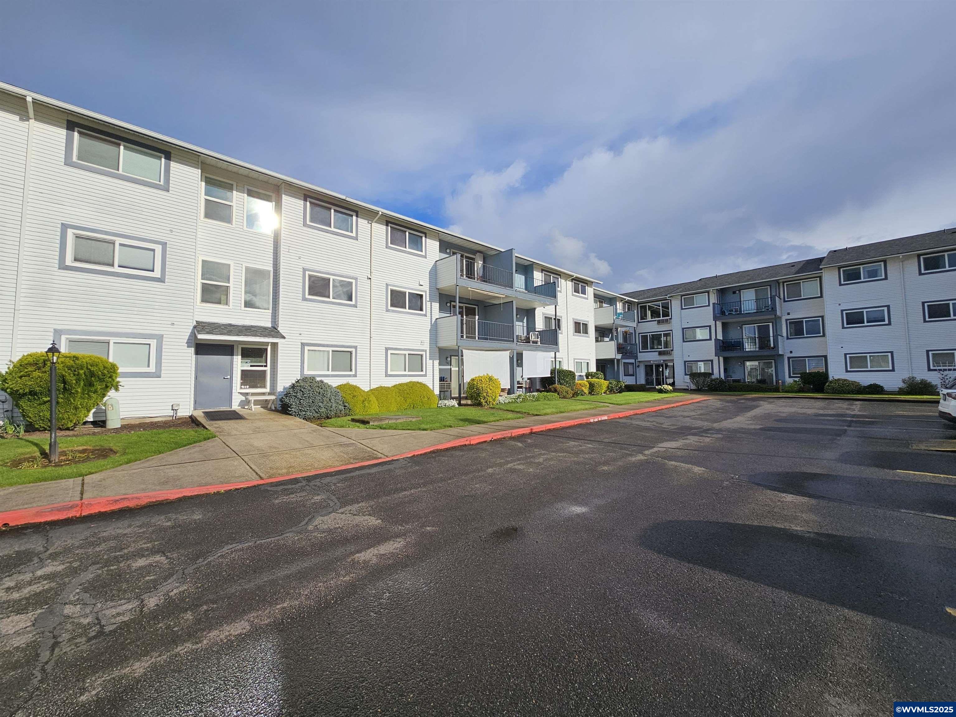 950 Evergreen #207 Road Woodburn OR 97071