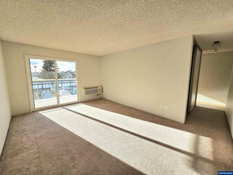 950 Evergreen #207 Road Woodburn OR 97071